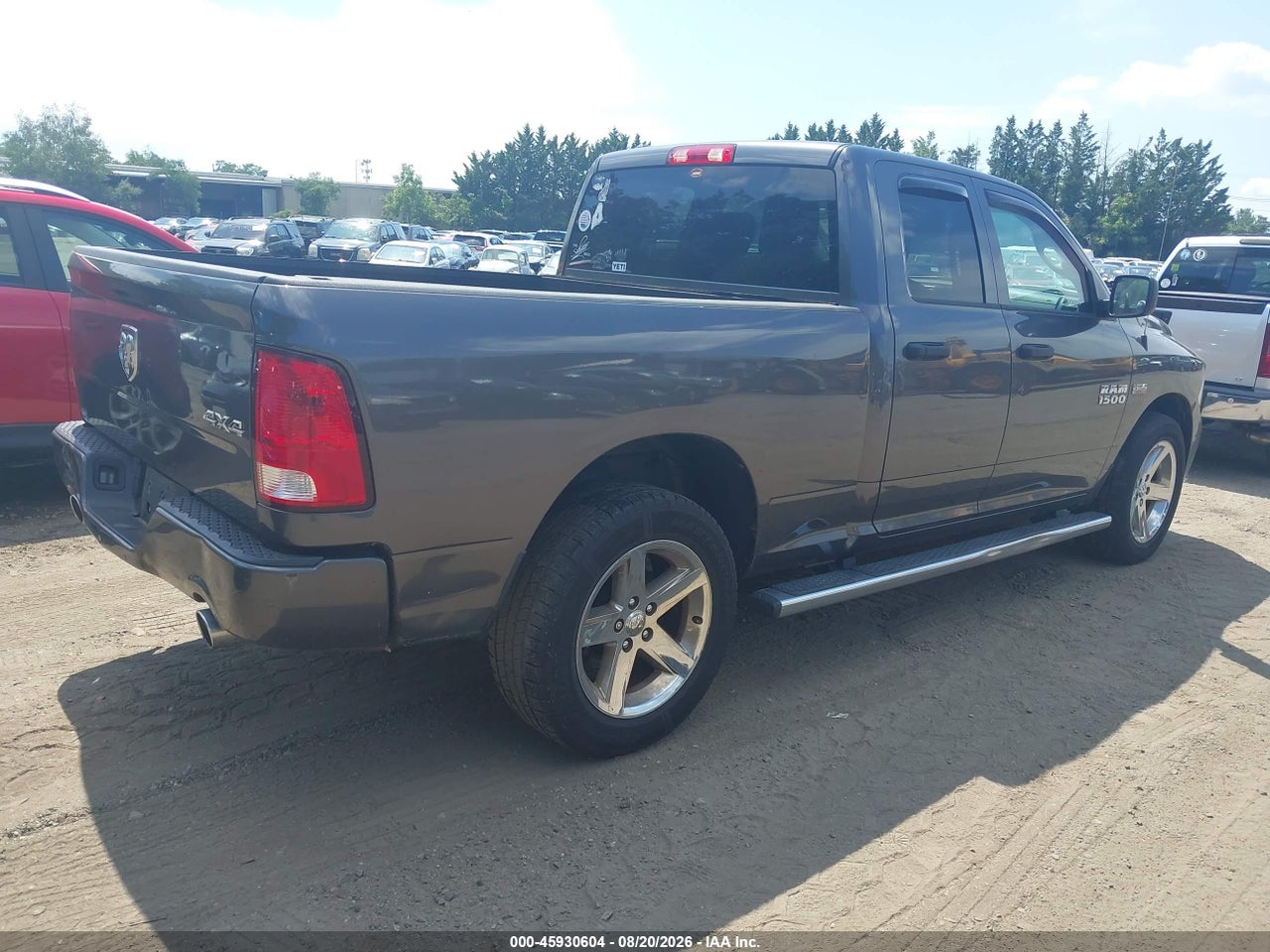 2016 RAM 1500 ST · 4/11