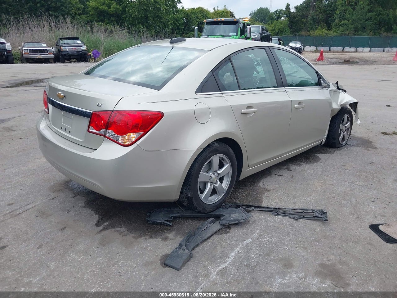 2016 CHEVROLET CRUZE LIMITED 1LT AUTO · 4/11