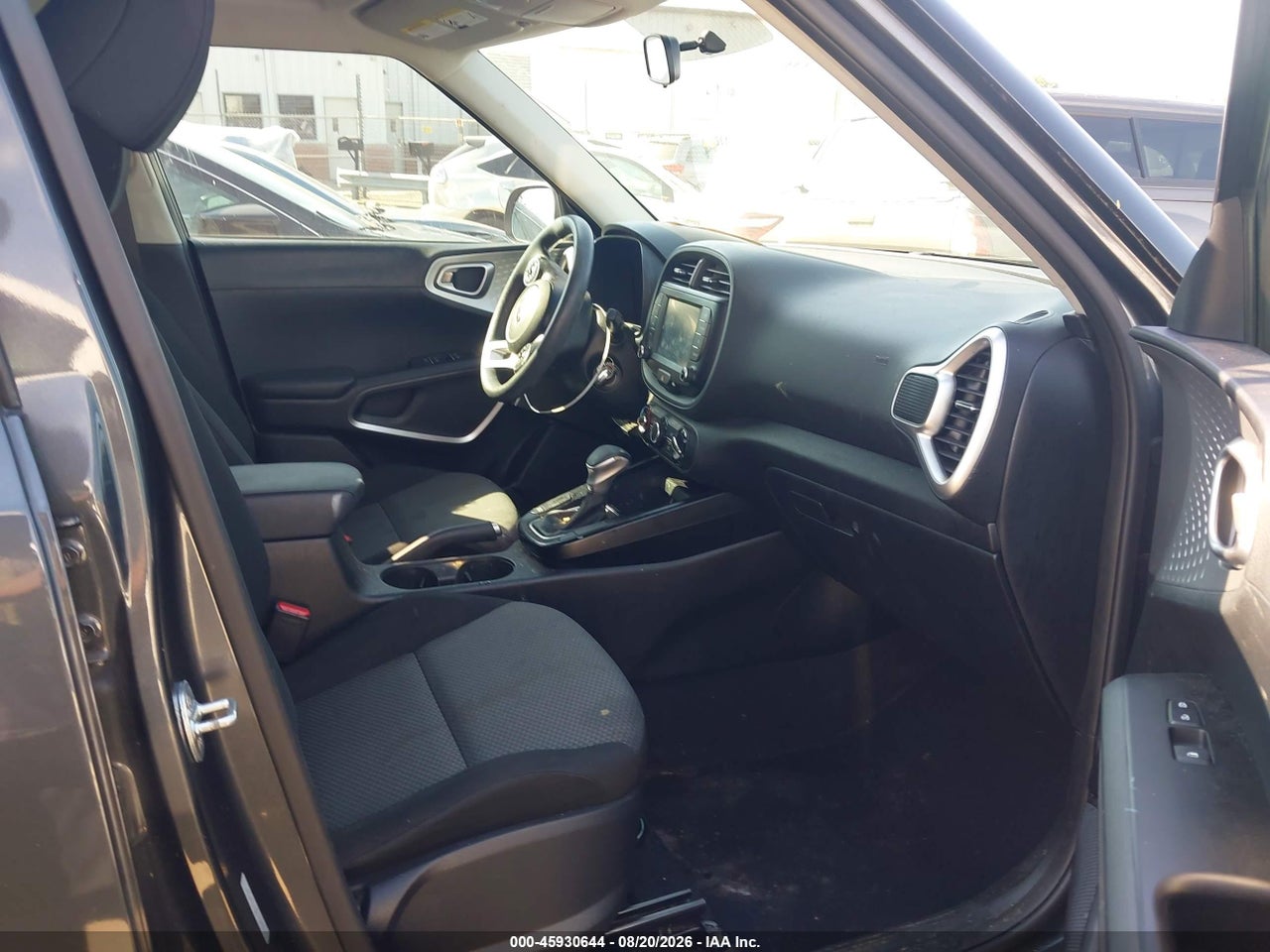 2020 KIA SOUL LX · 5/11