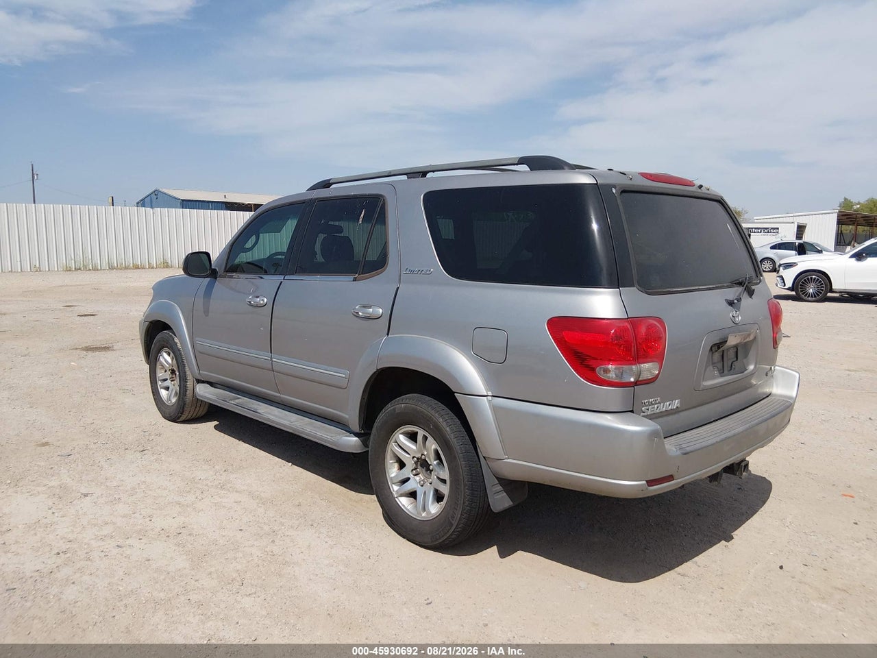 2005 TOYOTA SEQUOIA SR5 V8 · 3/11