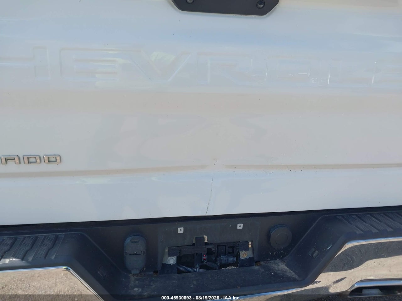 2021 CHEVROLET SILVERADO 1500 4WD  SHORT BED LT · 6/11