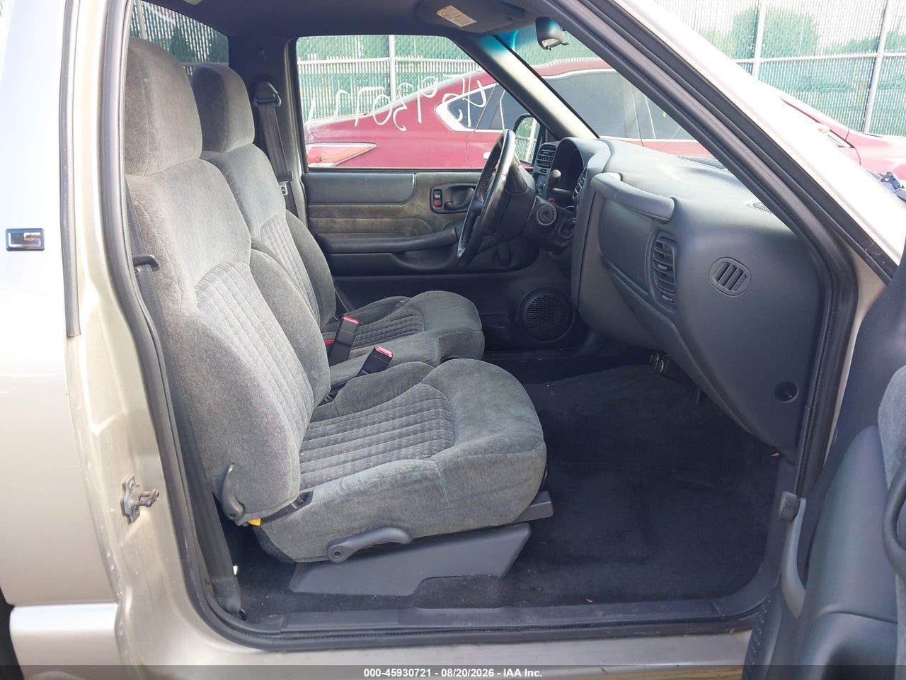 2002 CHEVROLET S-10 LS · 5/11