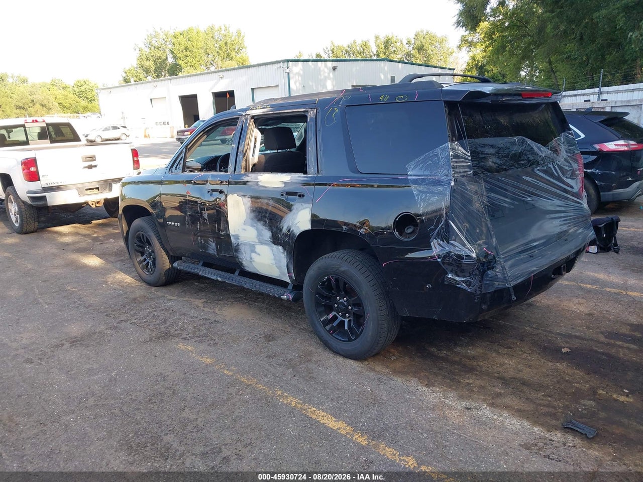 2020 CHEVROLET TAHOE 4WD LS · 3/11