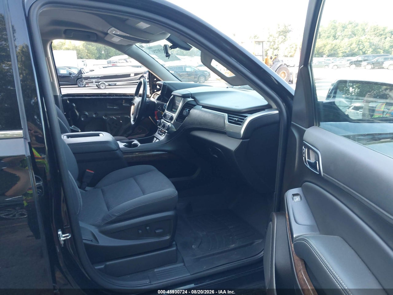 2020 CHEVROLET TAHOE 4WD LS · 5/11