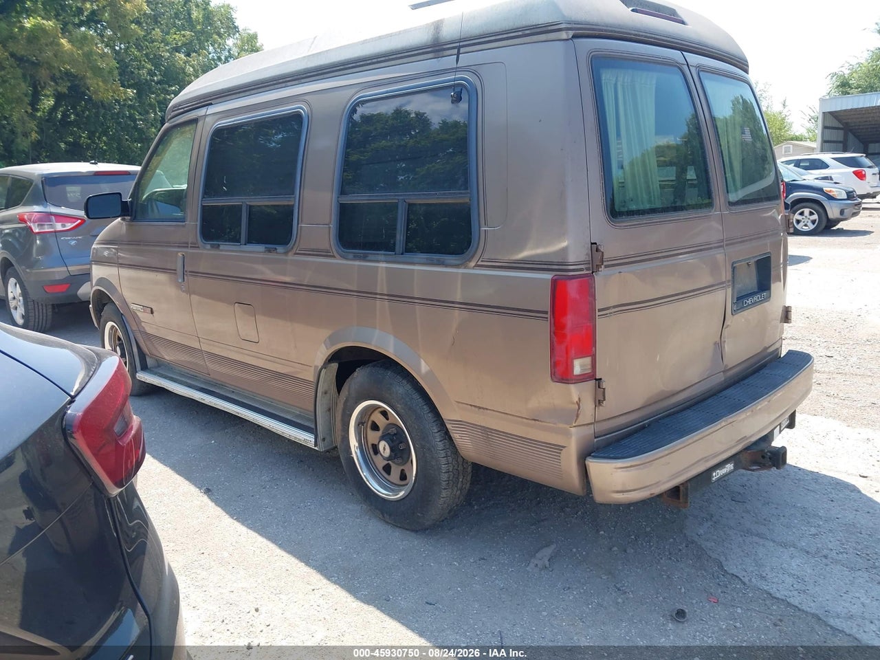 1994 CHEVROLET ASTRO   · 3/11