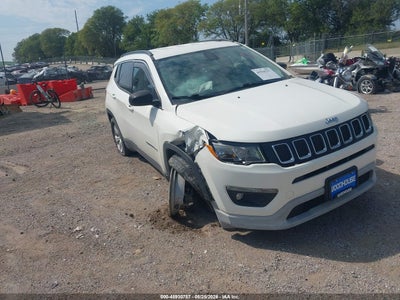 3C4NJDBB7KT****** · 2019 JEEP COMPASS LATITUDE 4X4