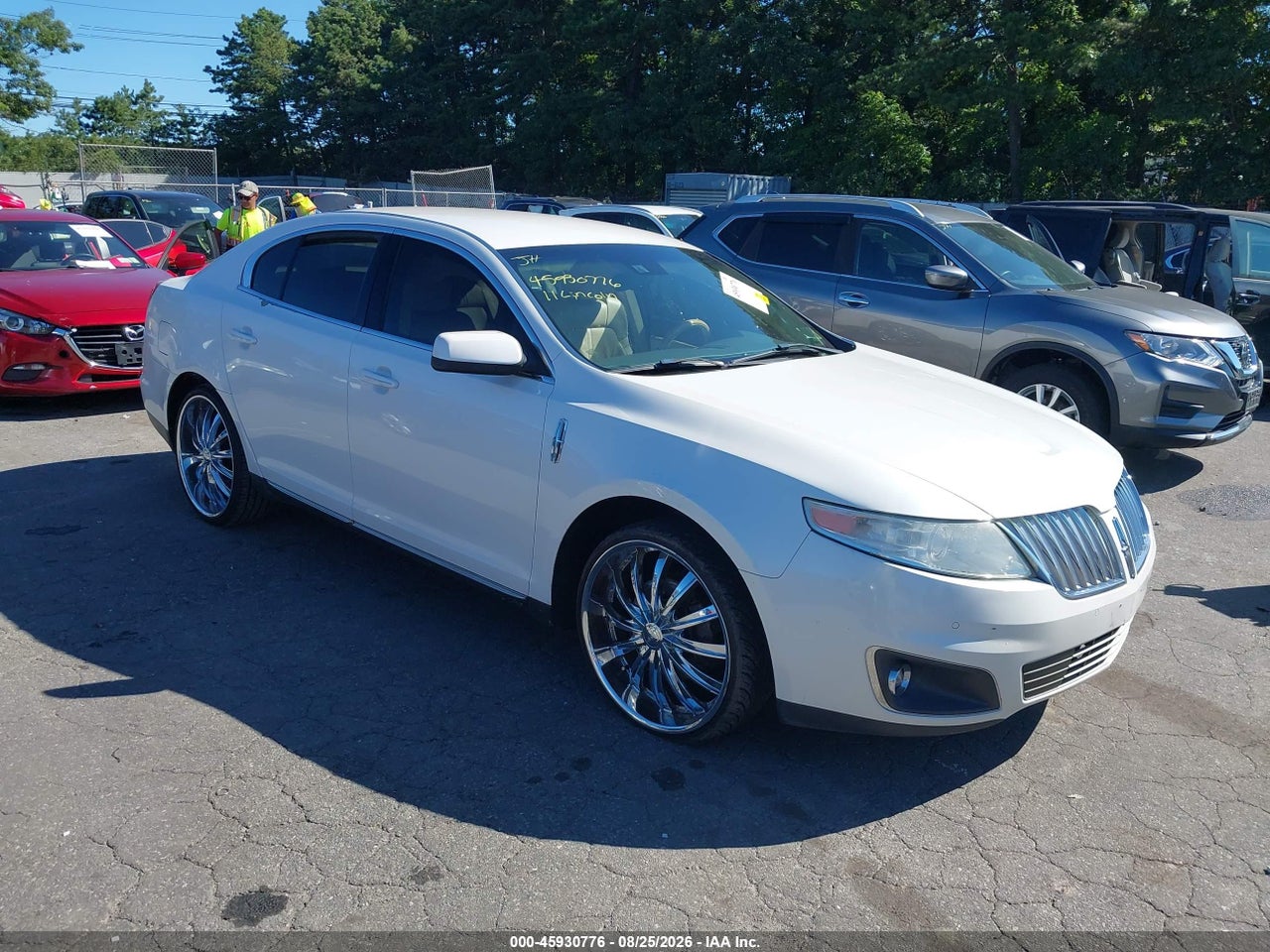 1LNHL9DR3BG****** · 2011 LINCOLN MKS