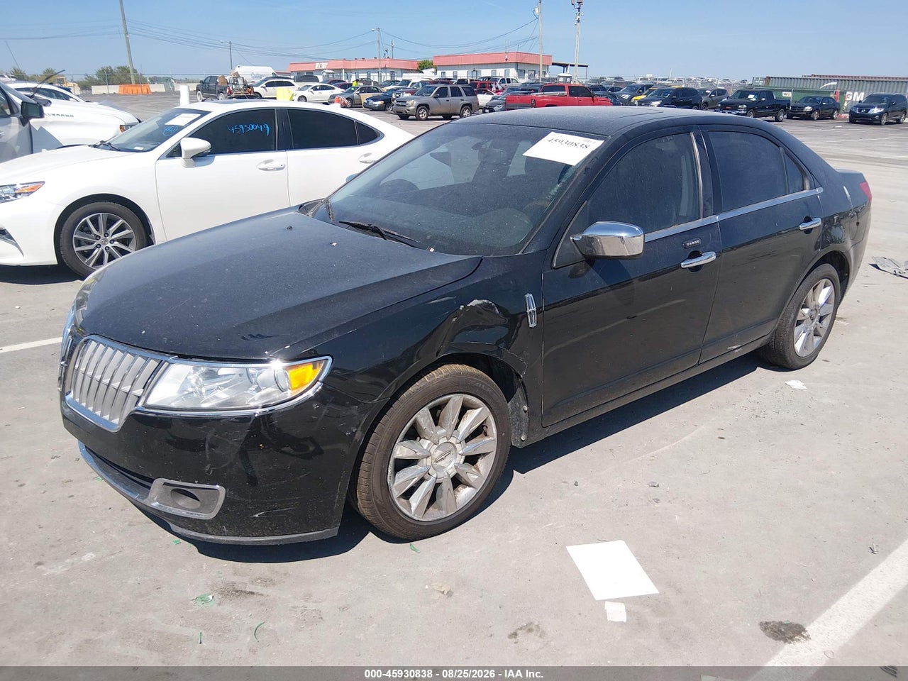 2012 LINCOLN MKZ · 2/11