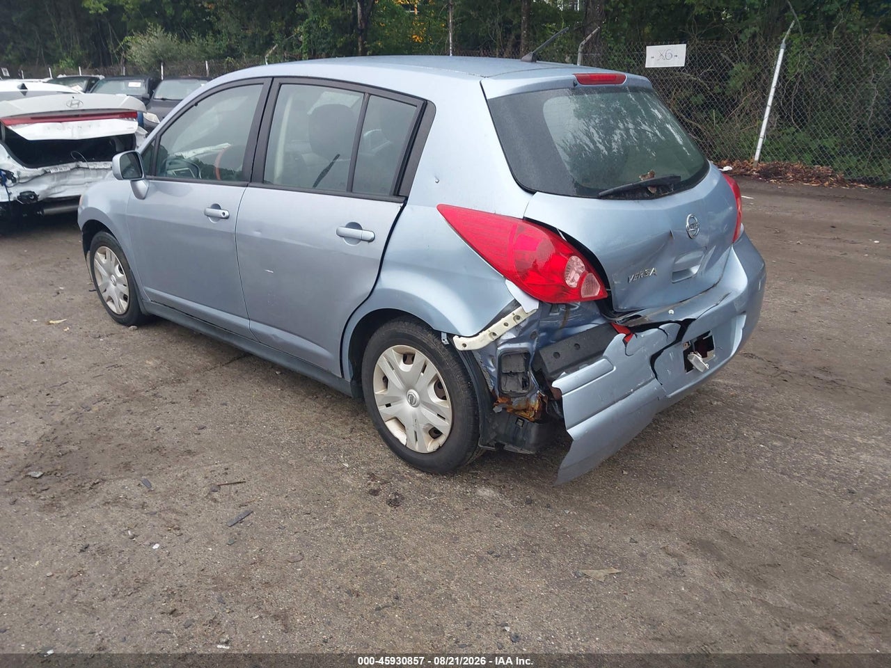 2011 NISSAN VERSA 1.8S · 3/11