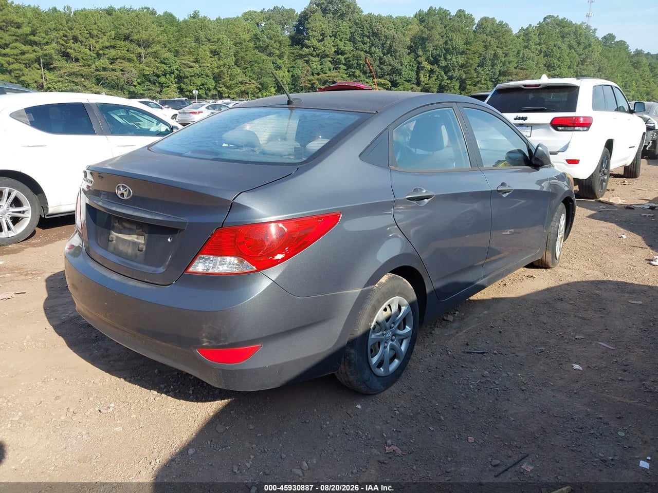 2013 HYUNDAI ACCENT GLS · 4/10