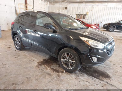 KM8JU3AG5EU****** · 2014 HYUNDAI TUCSON SE