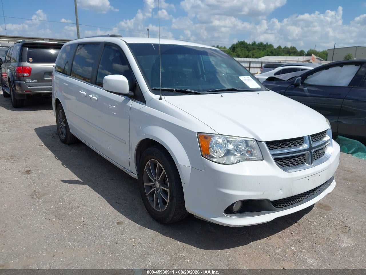 2C4RDGCG8HR****** · 2017 DODGE GRAND CARAVAN SXT