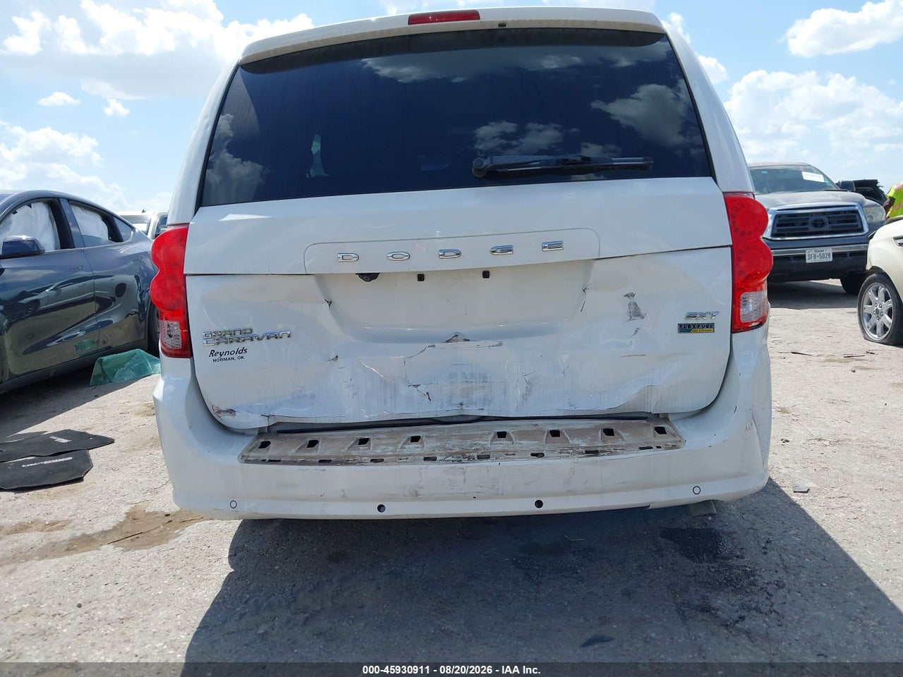 2017 DODGE GRAND CARAVAN SXT · 6/11