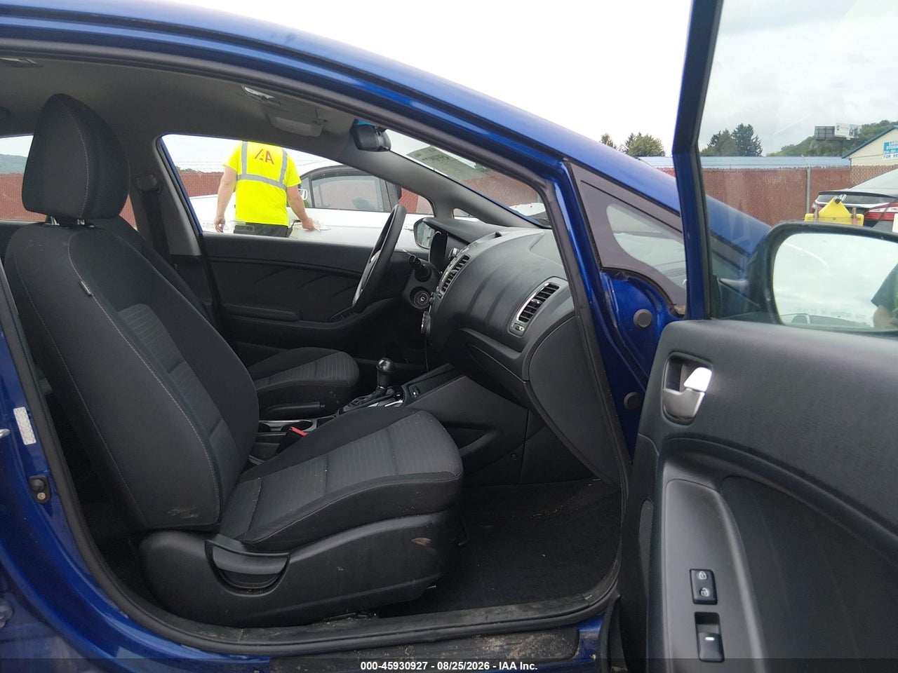 2017 KIA FORTE LX · 5/11