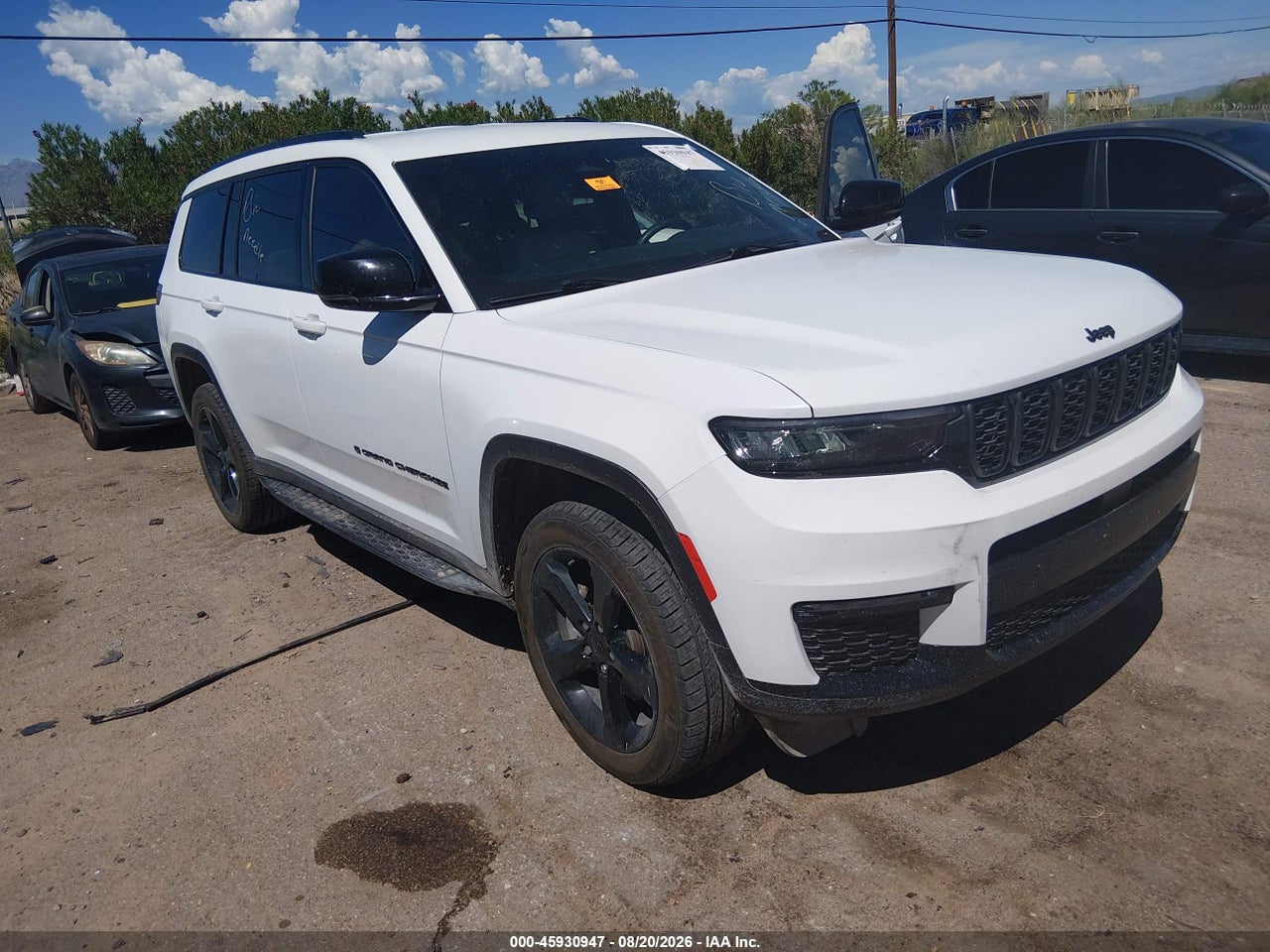 1C4RJKBG9P8****** · 2023 JEEP GRAND CHEROKEE L LIMITED 4X4