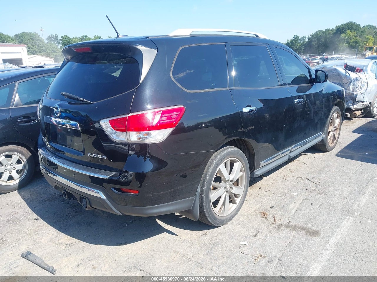 2014 NISSAN PATHFINDER PLATINUM · 4/11