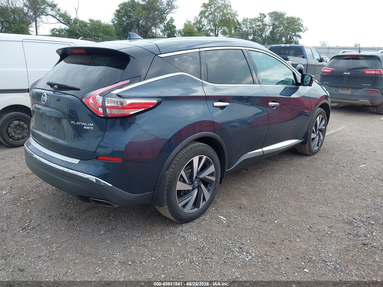 2017 NISSAN MURANO PLATINUM · 4/11