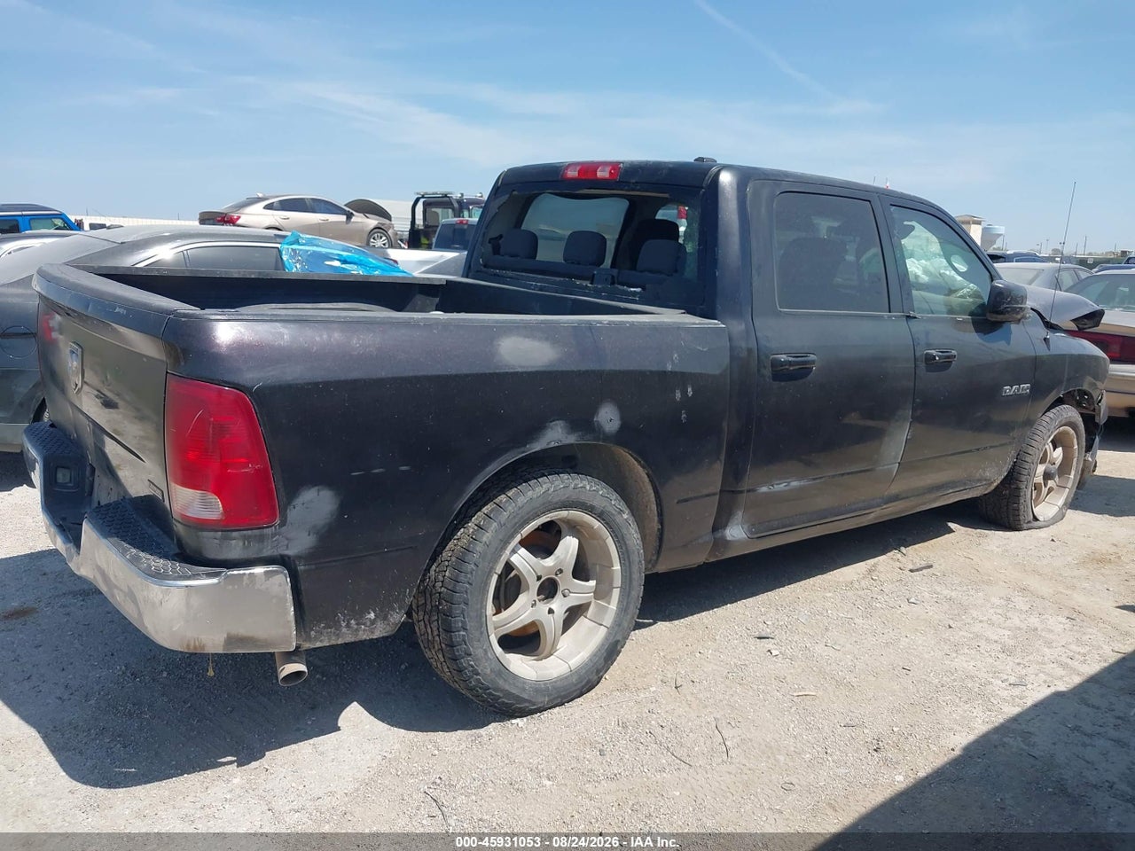 2010 DODGE RAM 1500 ST · 4/11