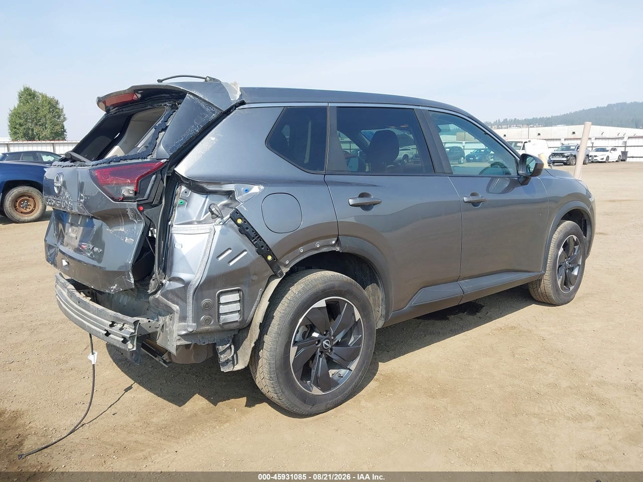 2024 NISSAN ROGUE SV INTELLIGENT AWD · 4/11