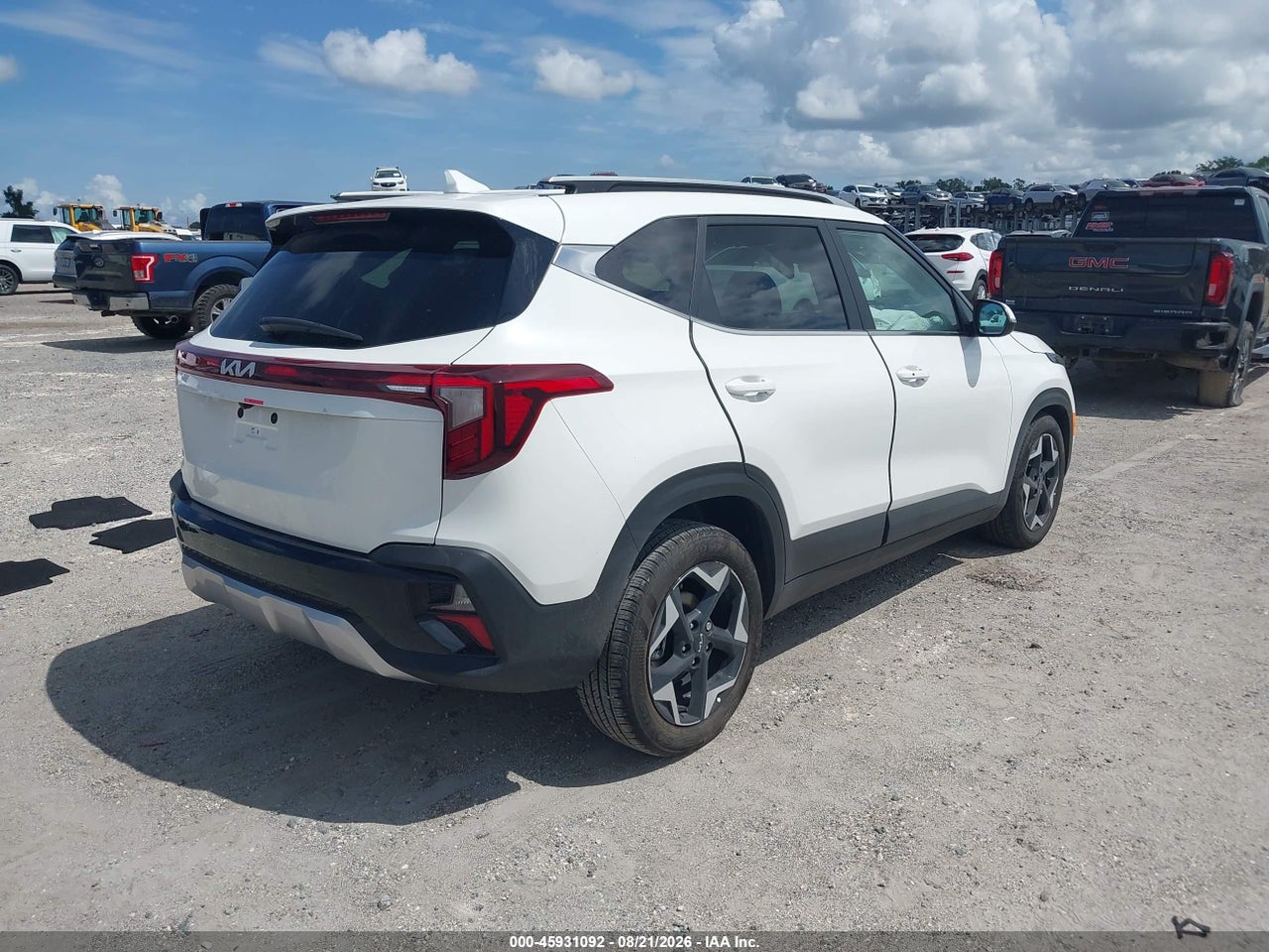 2026 KIA SELTOS EX · 4/10