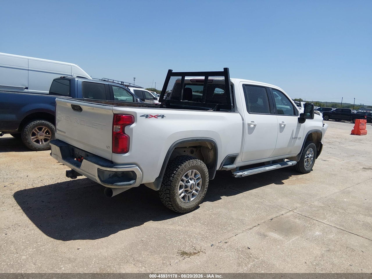 2025 CHEVROLET SILVERADO 2500HD 4WD  STANDARD BED LT · 4/11