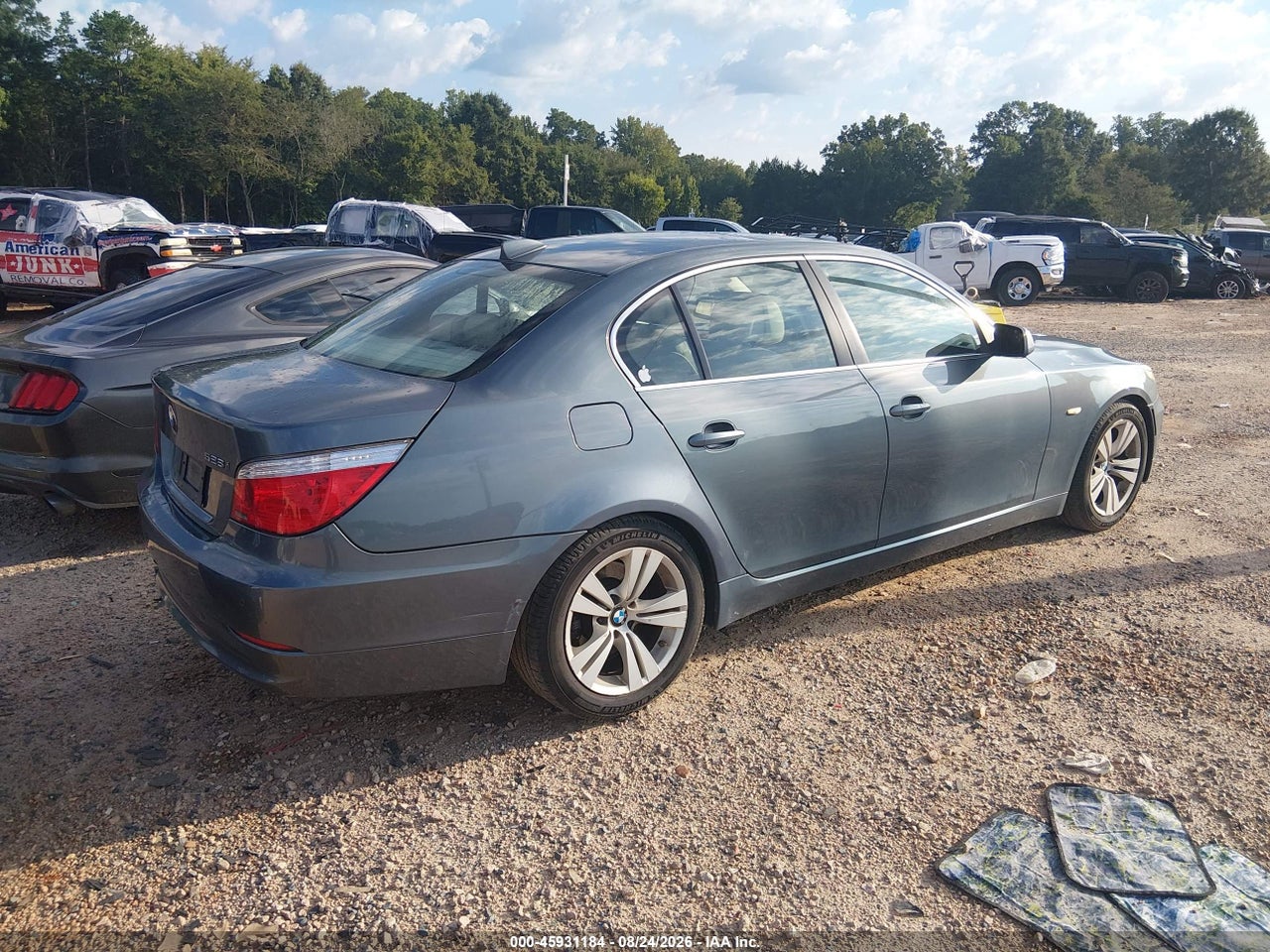 2010 BMW 528I · 4/11