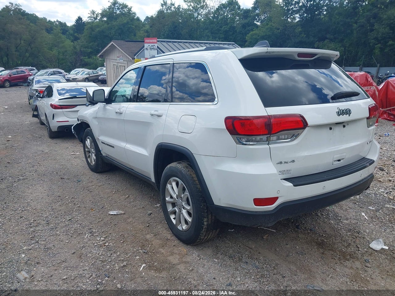 2021 JEEP GRAND CHEROKEE LAREDO E 4X4 · 3/11