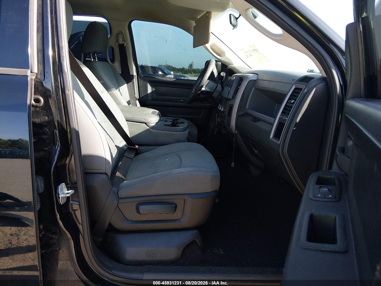 2014 RAM 1500 EXPRESS · 5/11