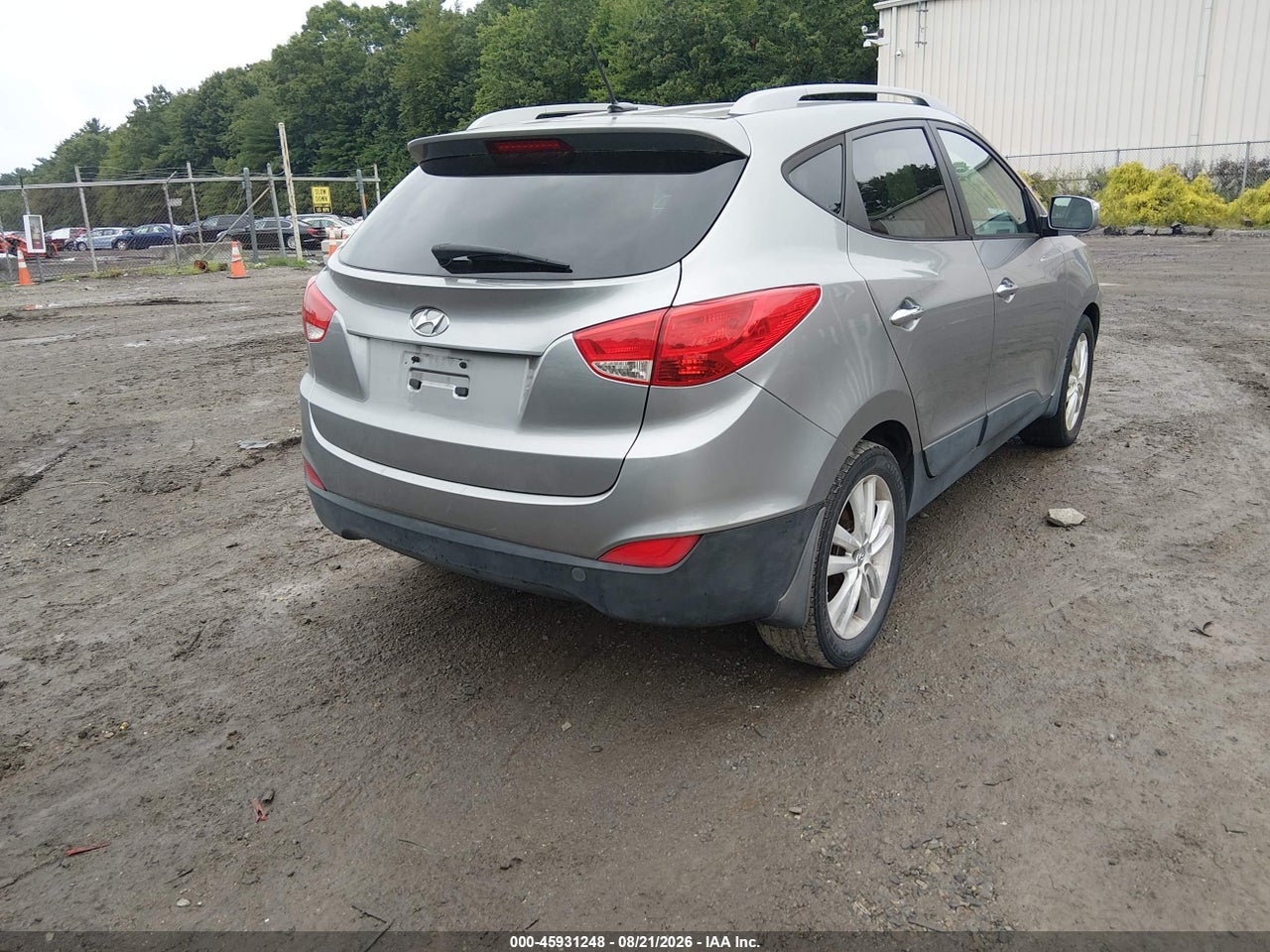 2012 HYUNDAI TUCSON LIMITED · 4/11