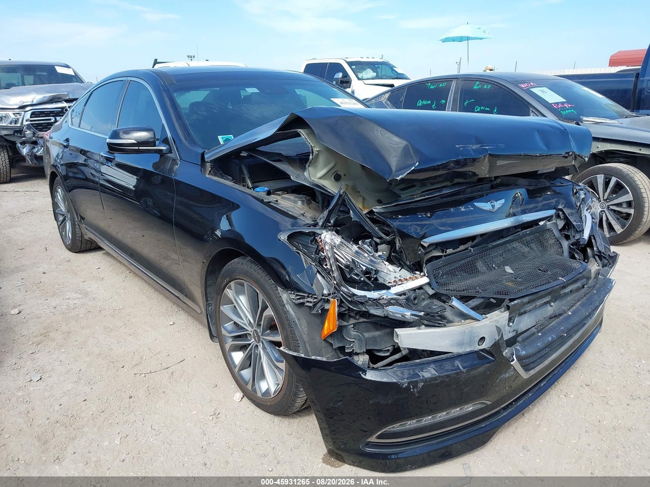 KMHGN4JE5GU****** · 2016 HYUNDAI GENESIS 3.8