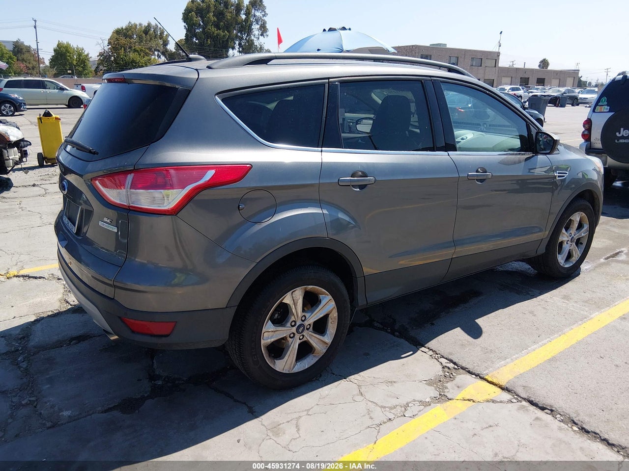 2014 FORD ESCAPE SE · 4/11