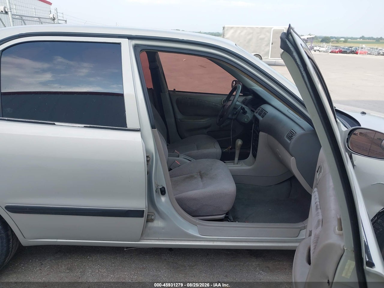 2002 CHEVROLET PRIZM   · 5/11