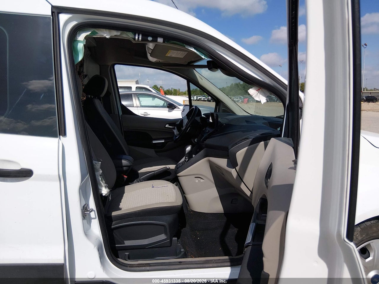 2022 FORD TRANSIT CONNECT XLT · 5/10