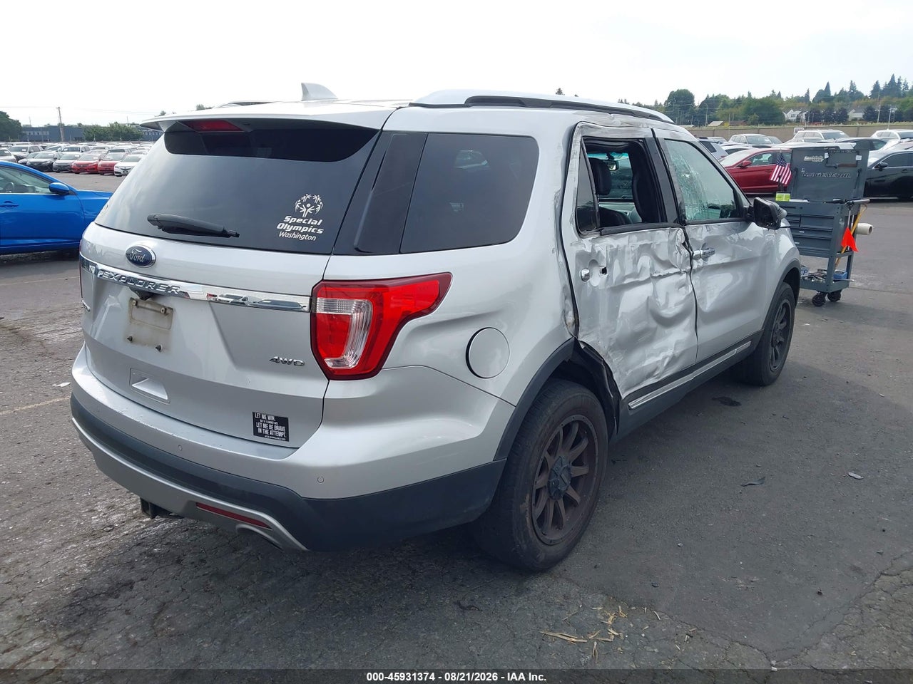 2016 FORD EXPLORER LIMITED · 4/11