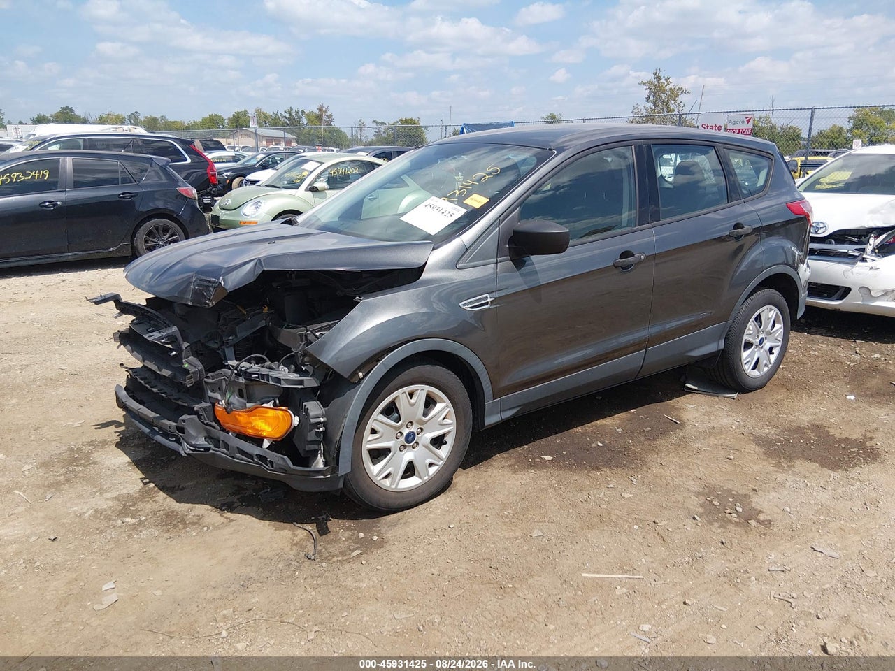 2015 FORD ESCAPE S · 2/11