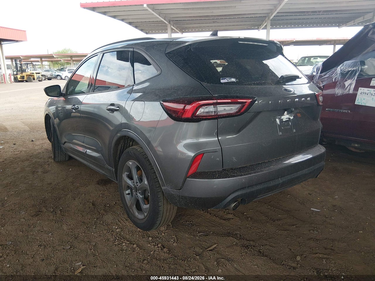 2024 FORD ESCAPE ST-LINE · 3/11