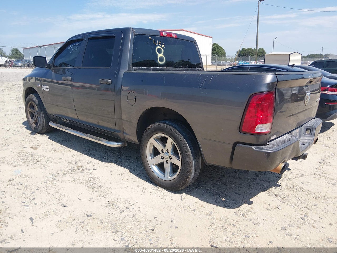 2016 RAM 1500 ST · 3/10