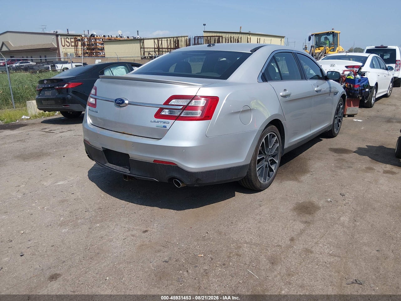 2018 FORD TAURUS LIMITED · 4/11