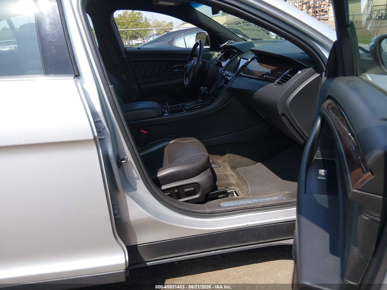 2018 FORD TAURUS LIMITED · 5/11