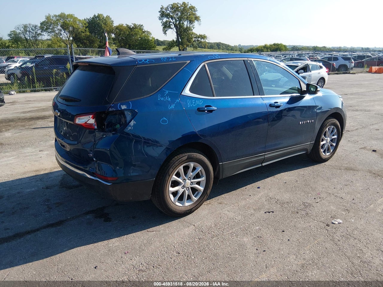 2019 CHEVROLET EQUINOX LT · 4/11