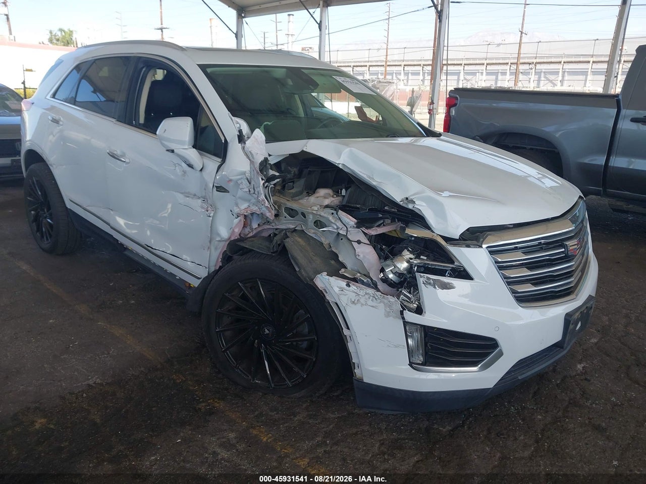 1GYKNCRS8JZ****** · 2018 CADILLAC XT5 LUXURY