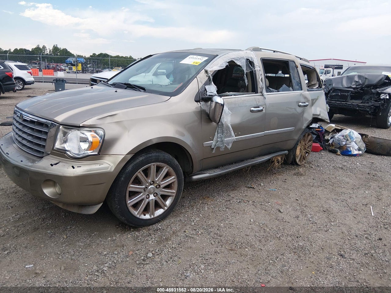 2007 CHRYSLER ASPEN LIMITED · 2/11