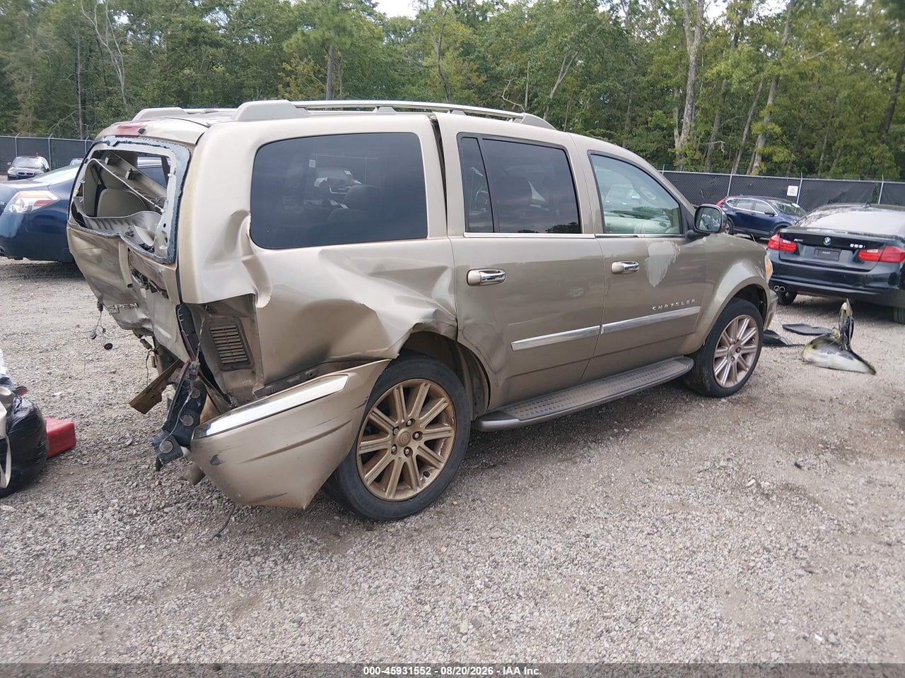 2007 CHRYSLER ASPEN LIMITED · 4/11