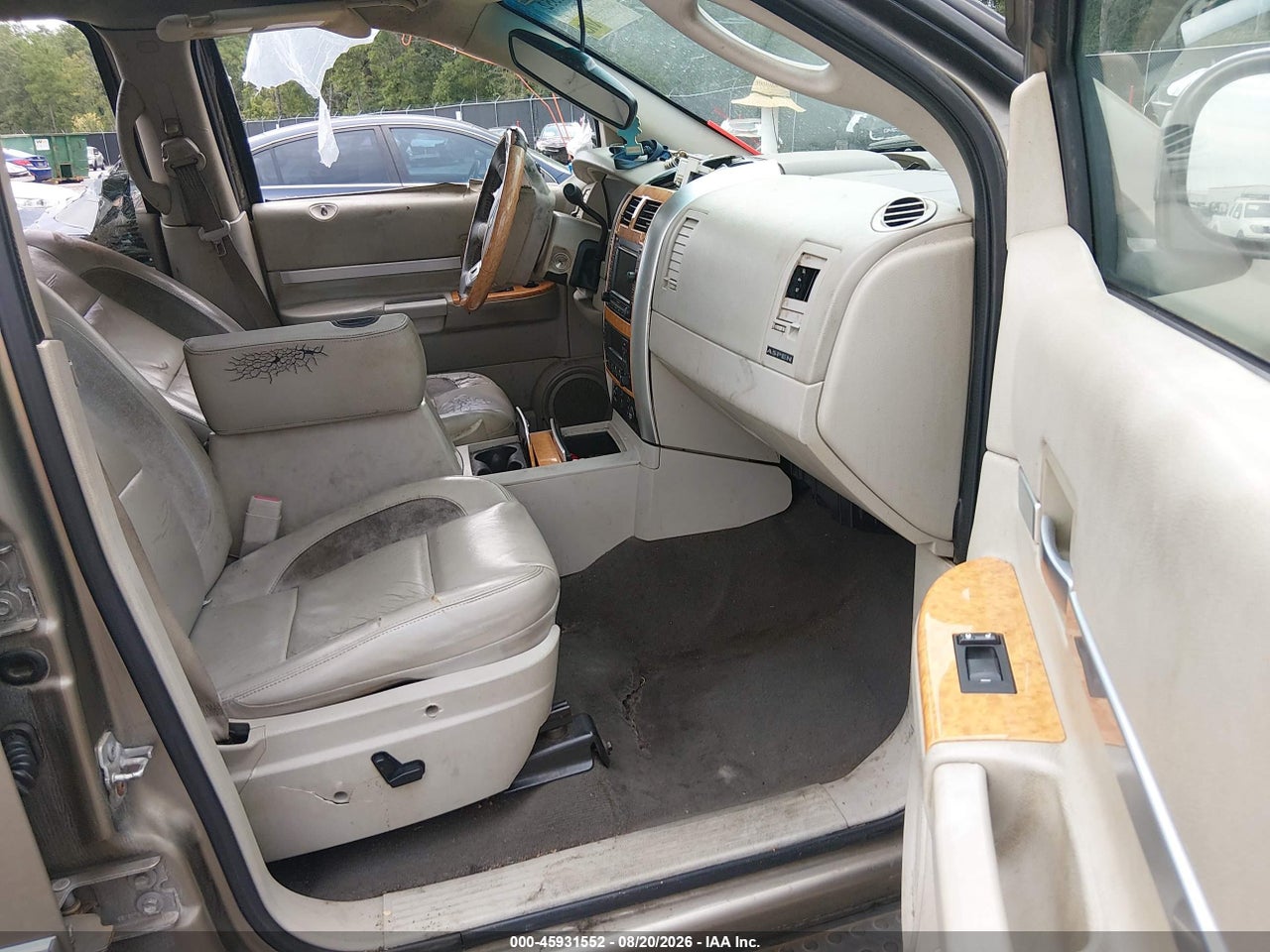 2007 CHRYSLER ASPEN LIMITED · 5/11