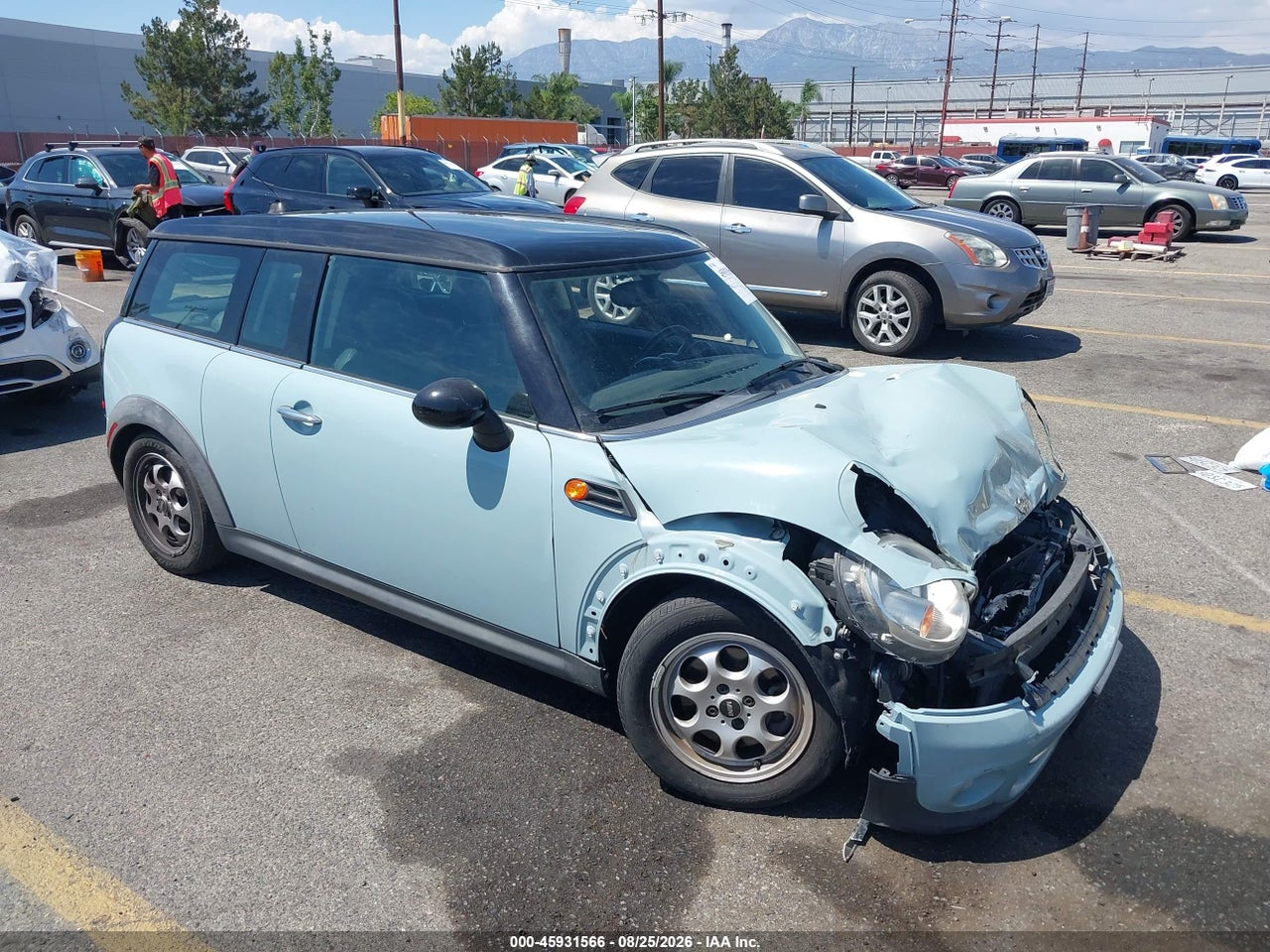 WMWZF3C54ET****** · 2014 MINI CLUBMAN COOPER