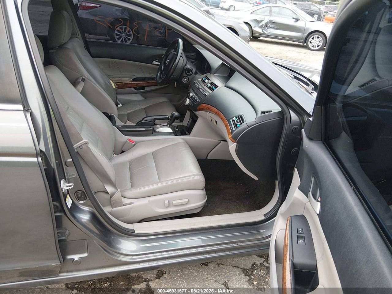 1HGCP3F84BA****** · 2011 HONDA ACCORD 3.5 EX-L · 5/11