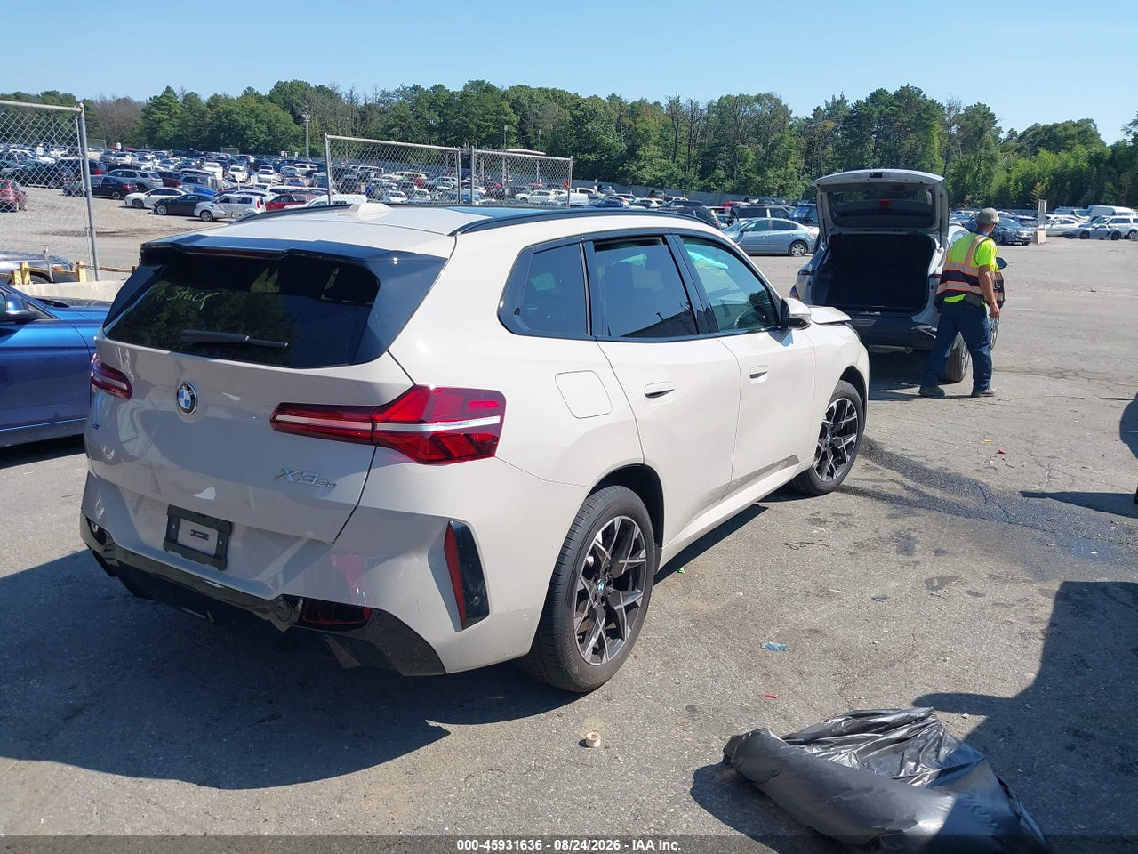 2026 BMW X3 30 XDRIVE · 4/10