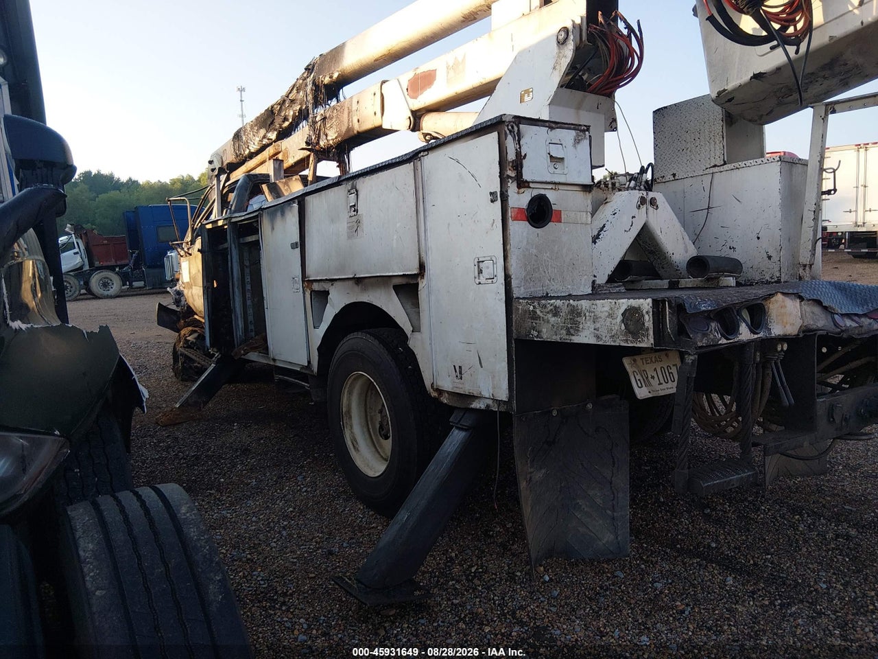 2001 FORD F-750 XL/XLT · 3/10