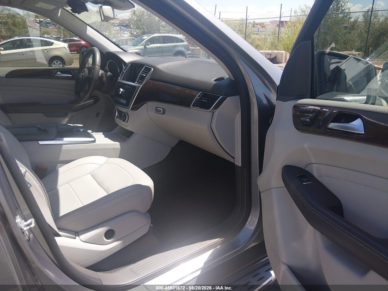 2012 MERCEDES-BENZ ML 350 4MATIC · 5/10
