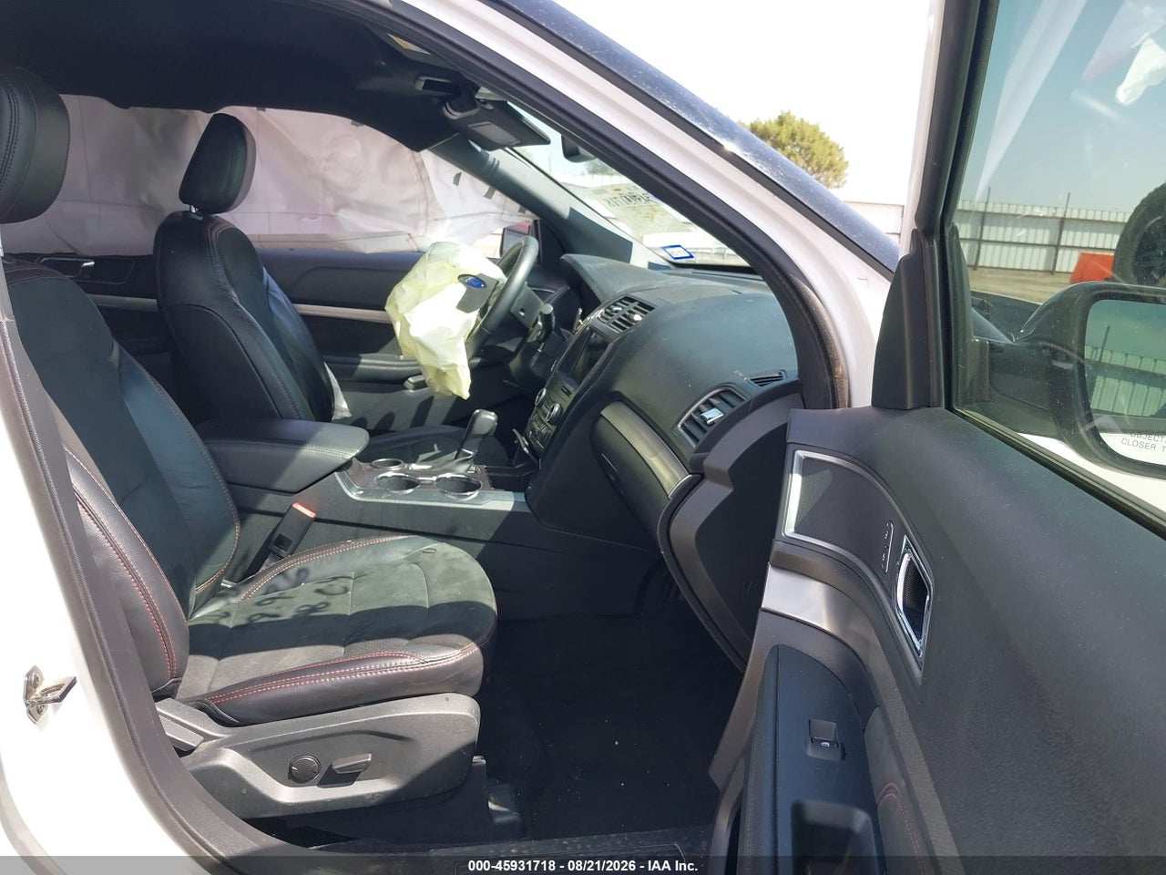 2019 FORD EXPLORER XLT · 5/10